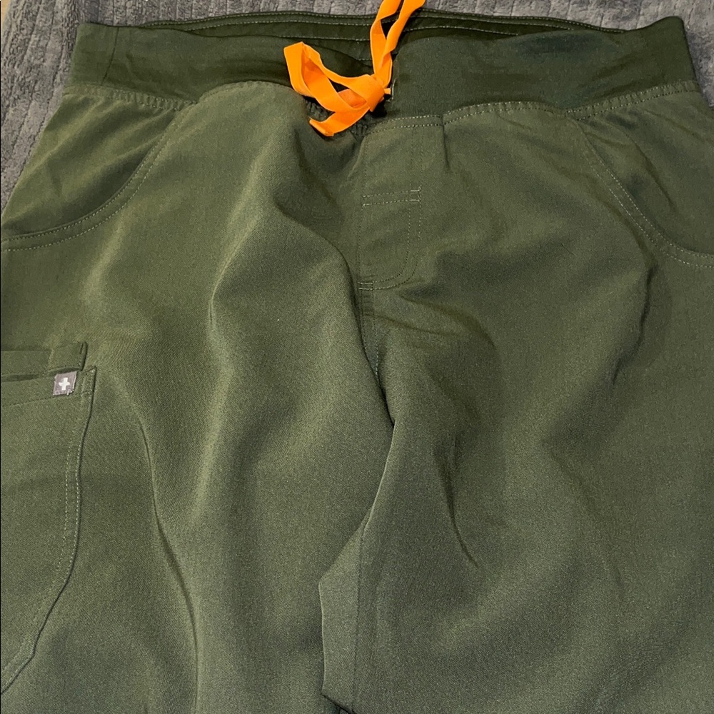 M/T Figs pants